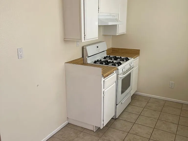 12715 Navajo Place — Photo 25