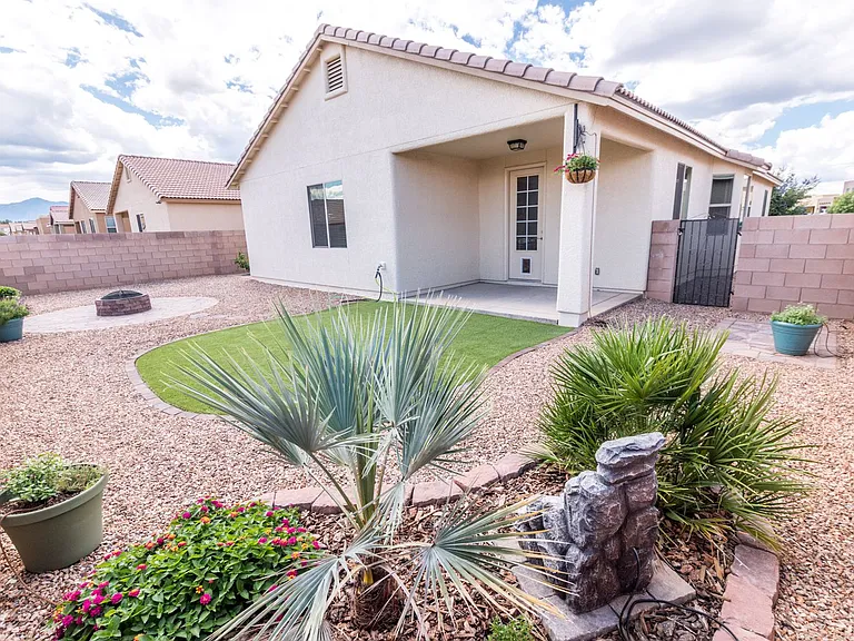 1205 Barnes Dr — Photo 44