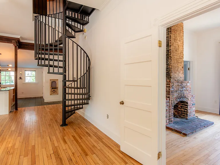 72 Flora Ave NE — Photo 23