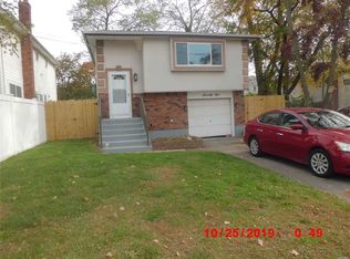 71 Carman Mill Rd, Massapequa, NY 11758