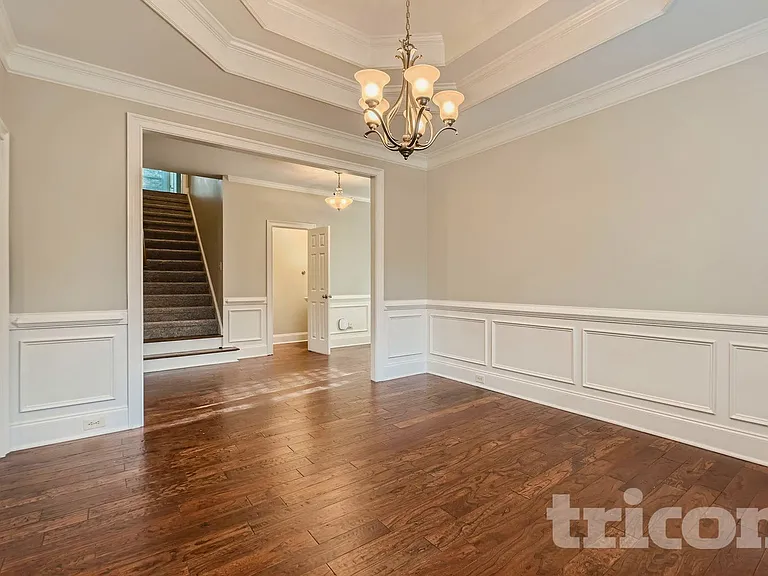 87 Thomas Place Dr — Photo 13