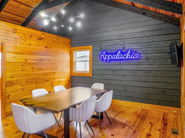 793 Breckenridge St, Stanton, KY 40380