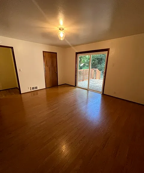 Primary Master View to Side Deck