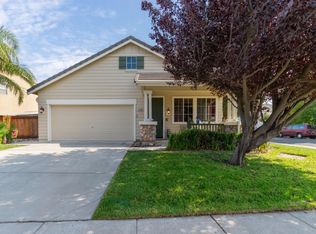 4200 River Swan Ln, Sacramento, CA