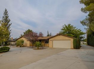 11355 Pagosi Rd, Apple Valley, CA 92308