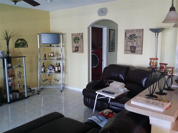 4th image of 1101 Perpignan Ct