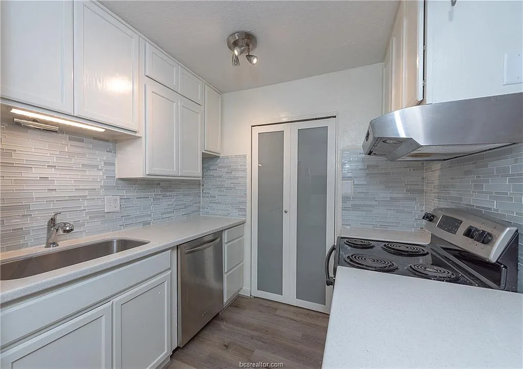 904 University Oaks Blvd Apt 99 — Photo 4