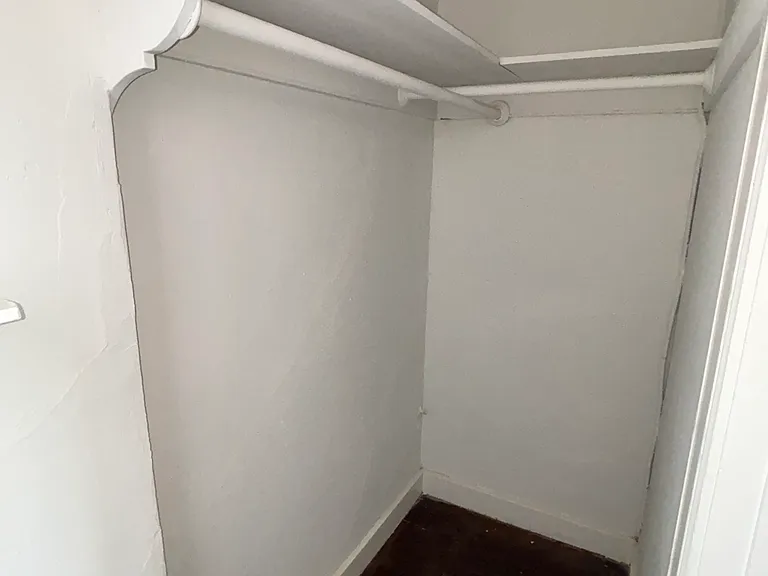 2434 Warring St #20 — Photo 4