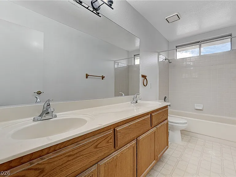 2920 Caressa Ct — Photo 50