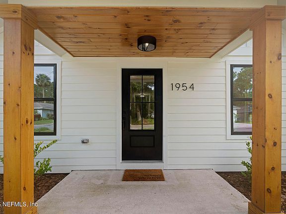 4th image of 1954 FRANCIS Avenue