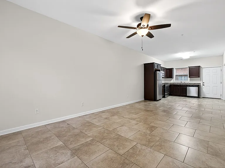115 Joy Dr #115 — Photo 6