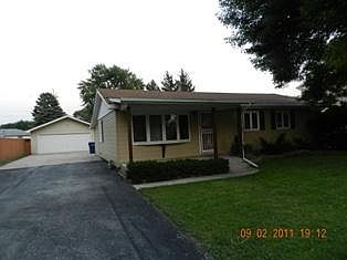 1st image of 8809 Merrimac Ave