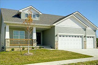 1st image of 1423 Tuscany Dr SE