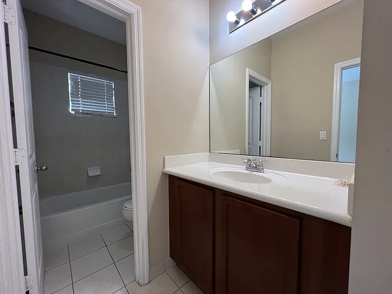 3530 NW 29th Ct — Photo 19