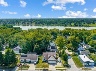 2102 River Rd, Maumee, OH 43537