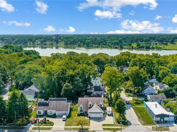 2102 River Rd, Maumee, OH 43537