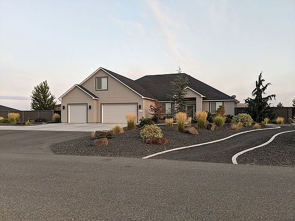 Front of home landscaping