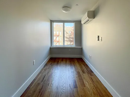 Rented by ERNY LLC | media 3