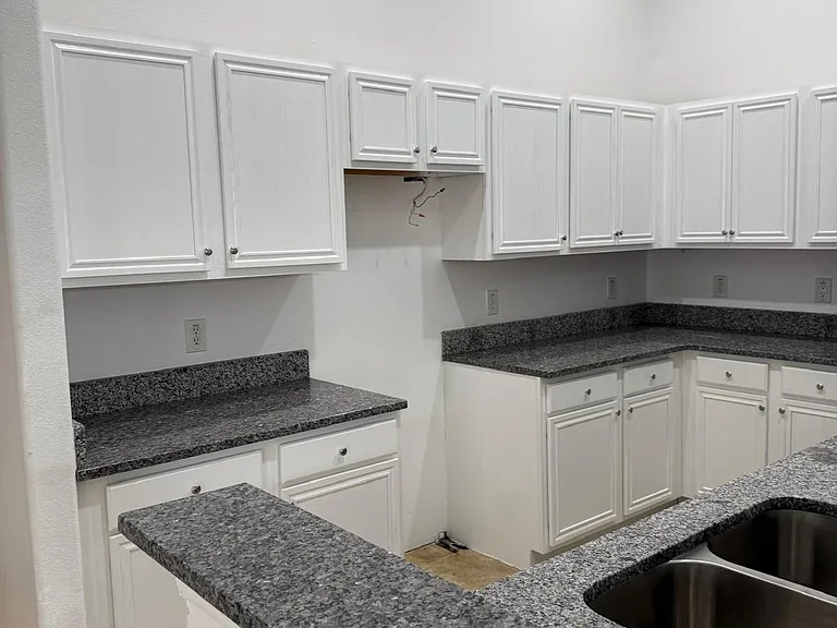 2165 Island Walk Dr — Photo 9