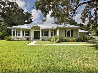 1530 Del Rio Dr, Fort Myers, FL 33901