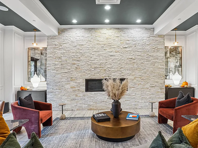 Cantabria at Turtle Creek — Photo 23