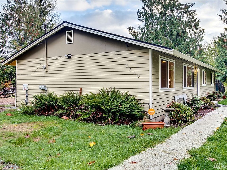 1st image of 9510 206th Ave E