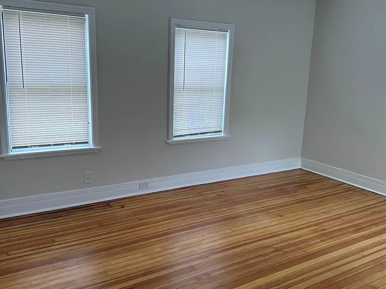 46 Locust Ave #2 — Photo 5