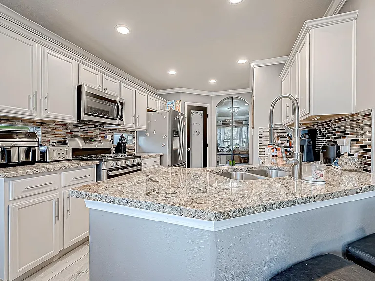 17923 Cypress Side Dr — Photo 16