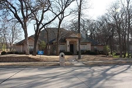 1st image of 1301 Village Green Dr