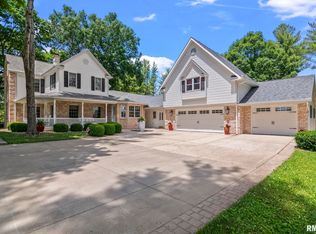 4755 W Washington St, Springfield, IL 62711