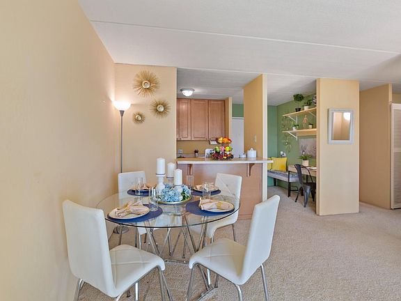 5th image of 1700 Civic Center Dr APT 613
