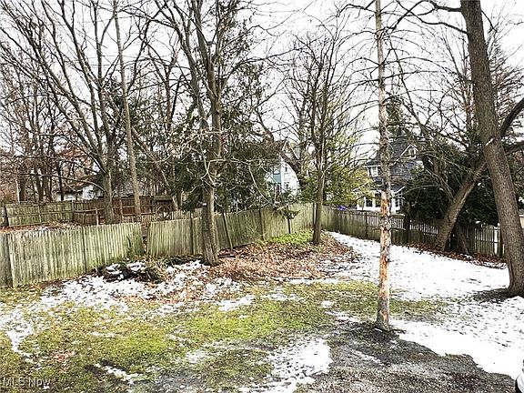 4th image of 1312 12th St NE