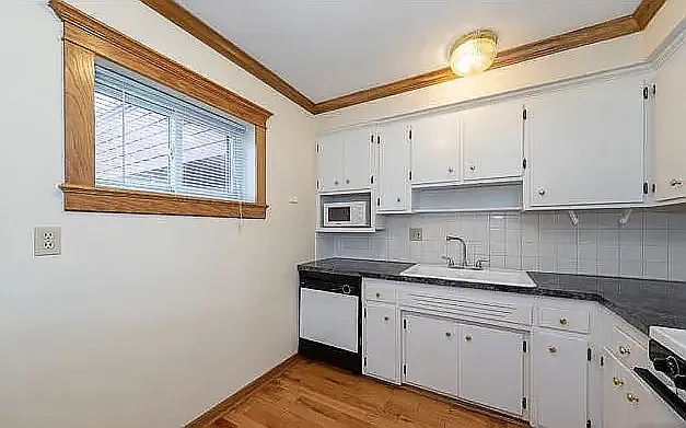 2784 Euclid — Photo 3