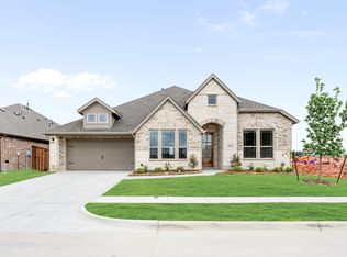1617 Community Dr, Cedar Hill, TX 75116
