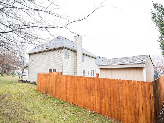 4th image of 3865 Scarlet Oak Ln