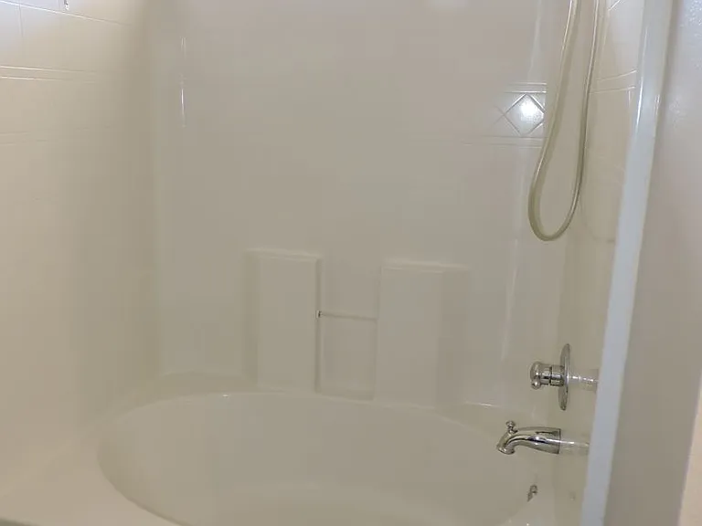 147 Creekview Dr — Photo 11