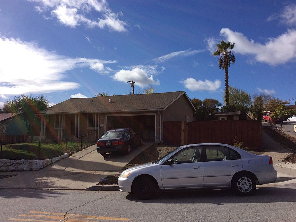 1st image of 4973 Lyng Dr