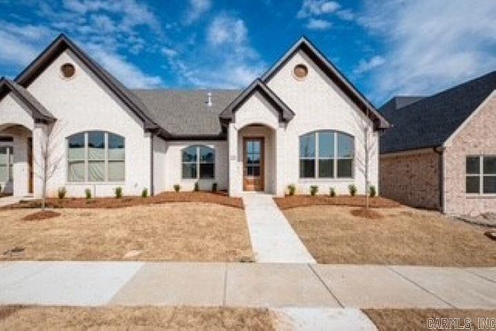 1st image of 18 Driftwood Ln