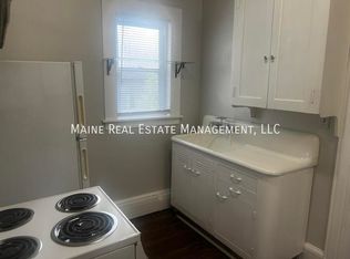 36 3rd St APT 5, Bangor, ME 04401