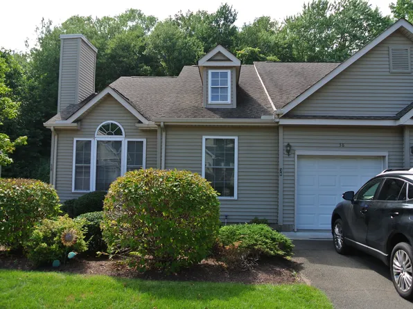 25 Hamden Hills Drive #38, Hamden, CT 06518