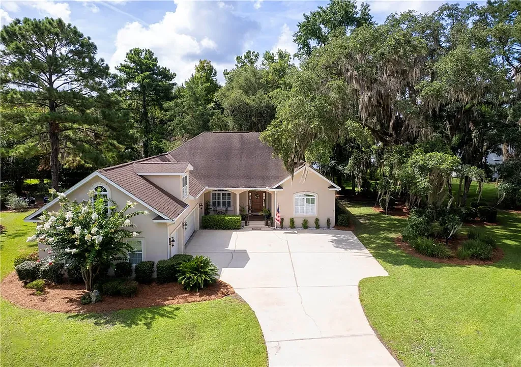 4 bed, 3.5 bath, 3240 sqft, $4,500 — Photo 3