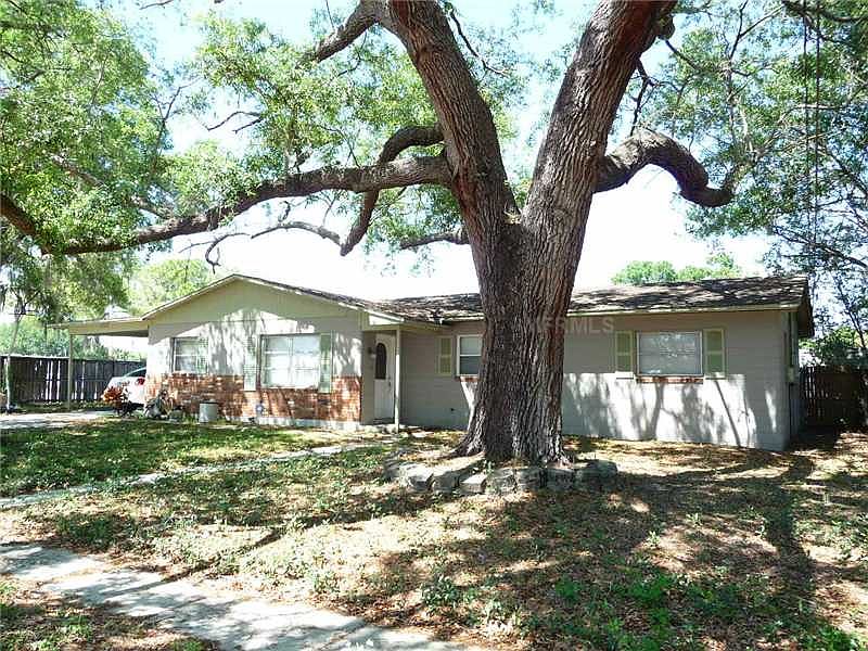 1st image of 811 Monaco Dr