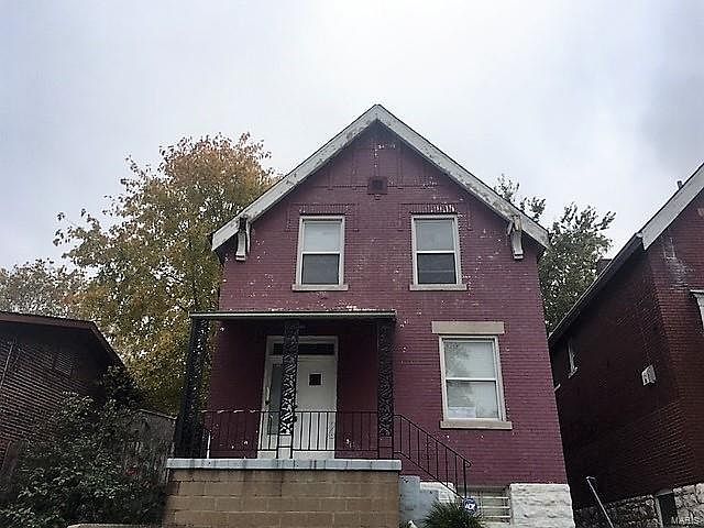 1st image of 115 Bellerive Blvd