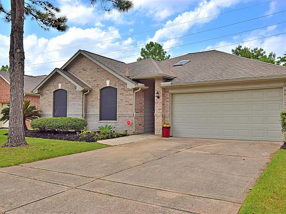4th image of 18314 Maple Mill Dr