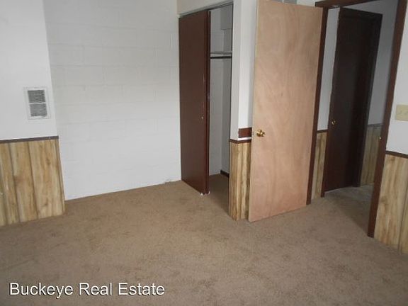 4th image of 1562 Hunter Ave