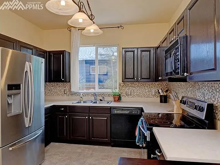 3045 Cascade Falls Point — Photo 4