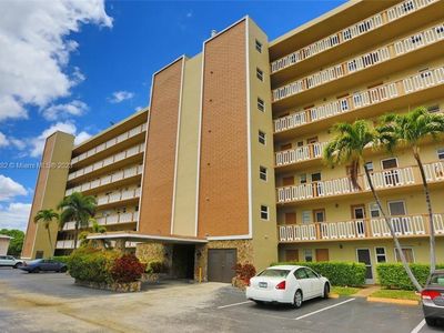 900 NE 12th Ave APT 208, Hallandale Beach, FL, 33009