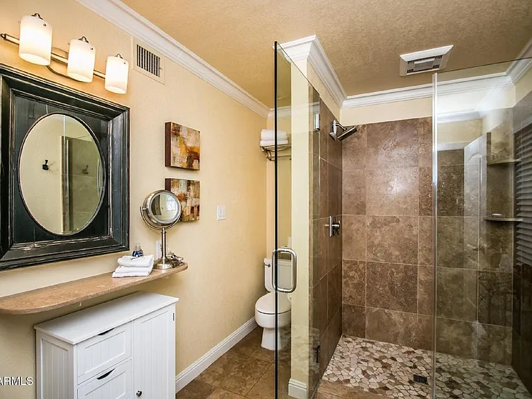 6830 E Wethersfield Rd — Photo 9