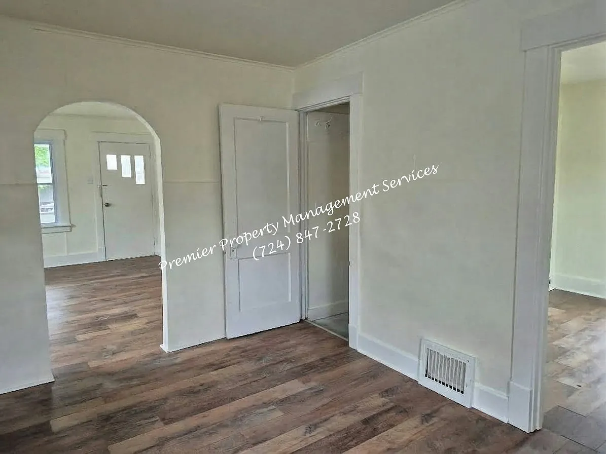 3103 46th Street — Photo 3