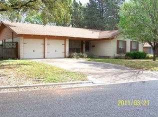 1802 Broadmoor Dr, Austin, TX 78723